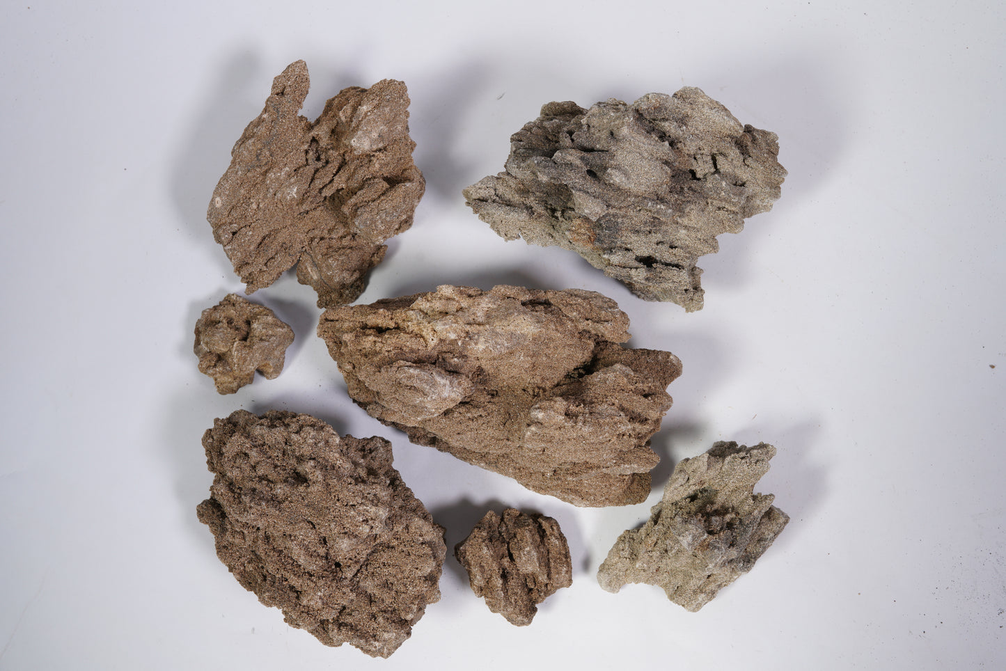 LANDEN Mountain Stone Natural Rocks for Aquarium (18lbs,3-9 inches)10-11pcs